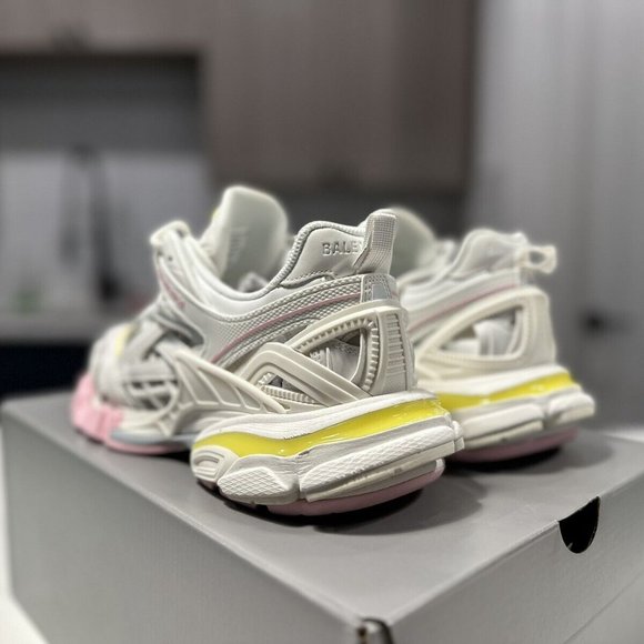 Size 9 - Balenciaga Track.2 White Light Yellow 2022 39 EUR - Picture 3 of 7